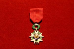 Claude Guéant exclu de l’ordre de la Légion d’honneur